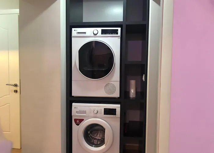 Deluxe Apartment In City Center